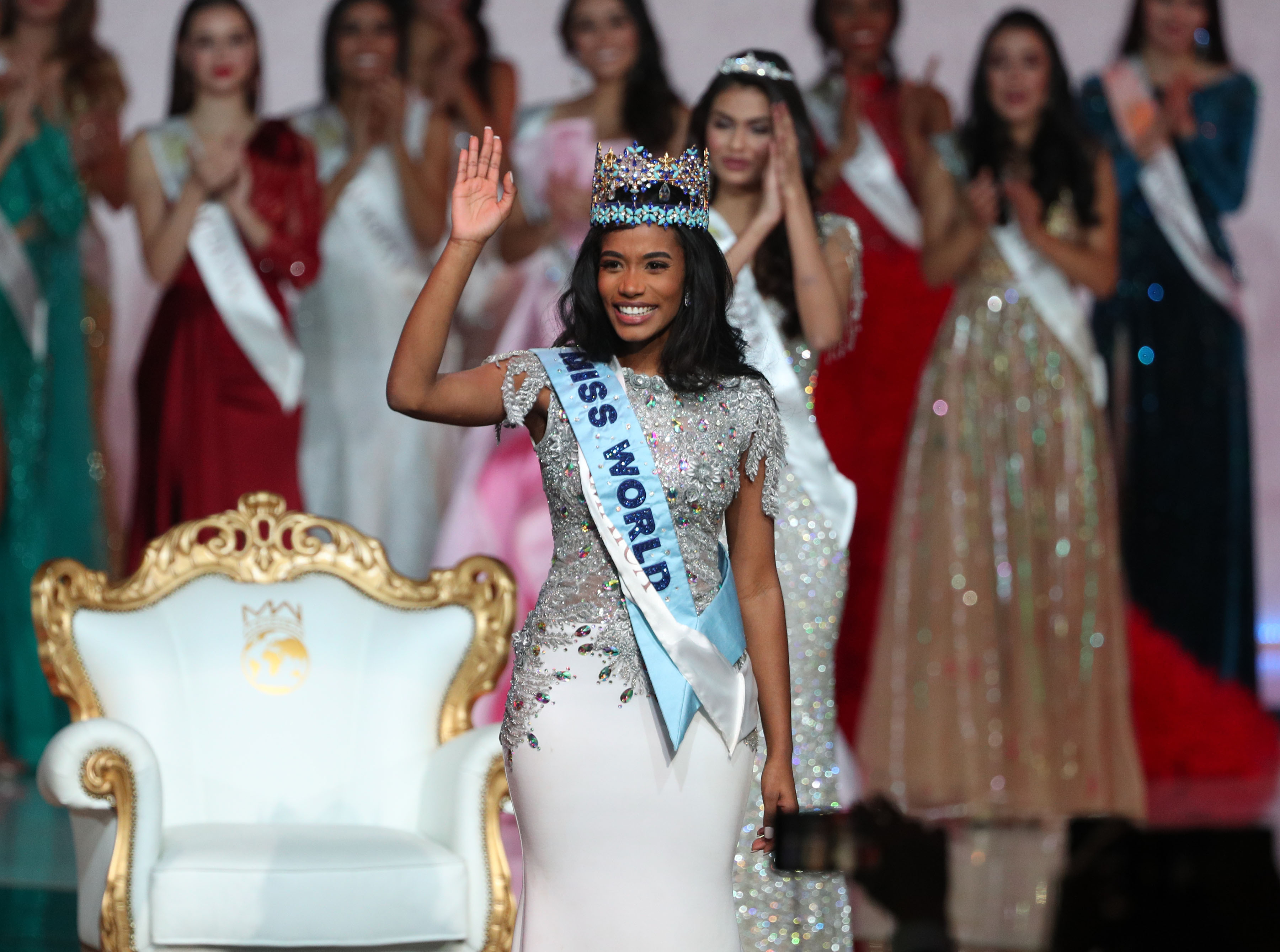 Jamaican Model Crowned Miss World 2019 - The Irish News