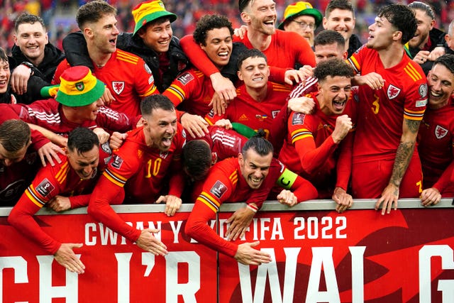 Wales celebrate their World Cup qualification