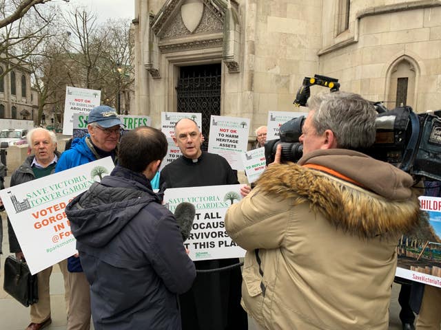 UK Holocaust Memorial protesters