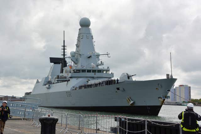 HMS Daring returns to Portsmouth Naval Base