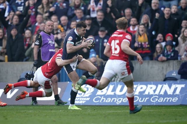 Blair Kinghorn crosses for Scotland's opening try 