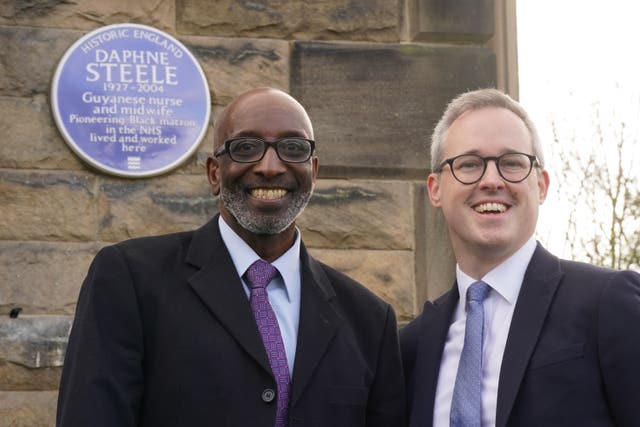 Daphne Steele’s son Robert (left) with arts and heritage minister Lord Parkinson unveil a blue plaque honouring Daphne Steele 