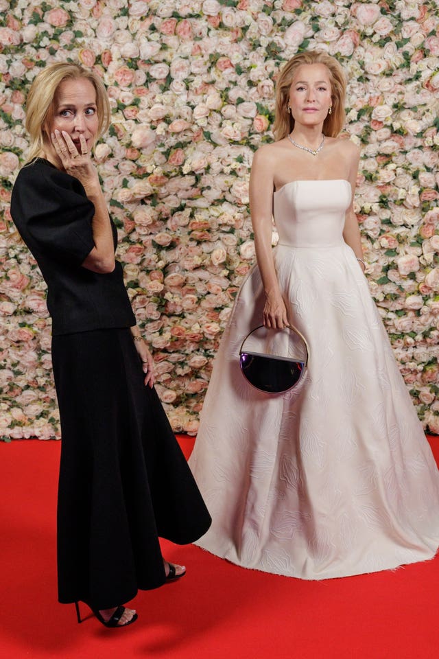 Gillian Anderson with her waxwork at Madame Tussauds