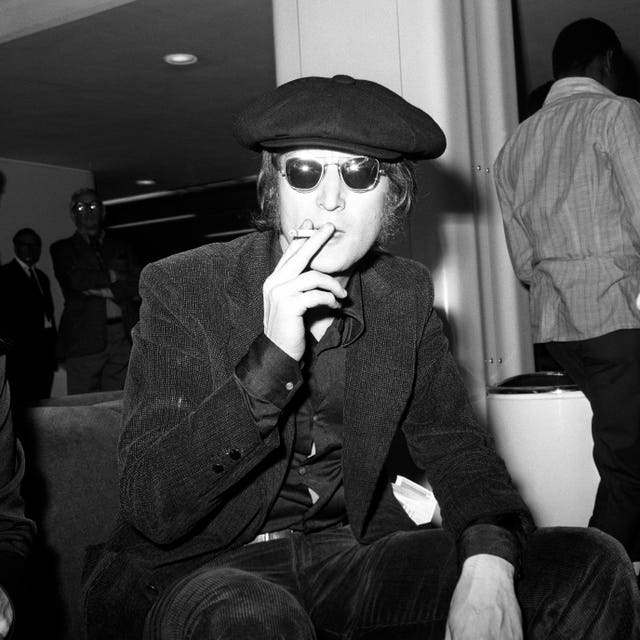 Entertainment – John Lennon – Heathrow Airport – London – 1971