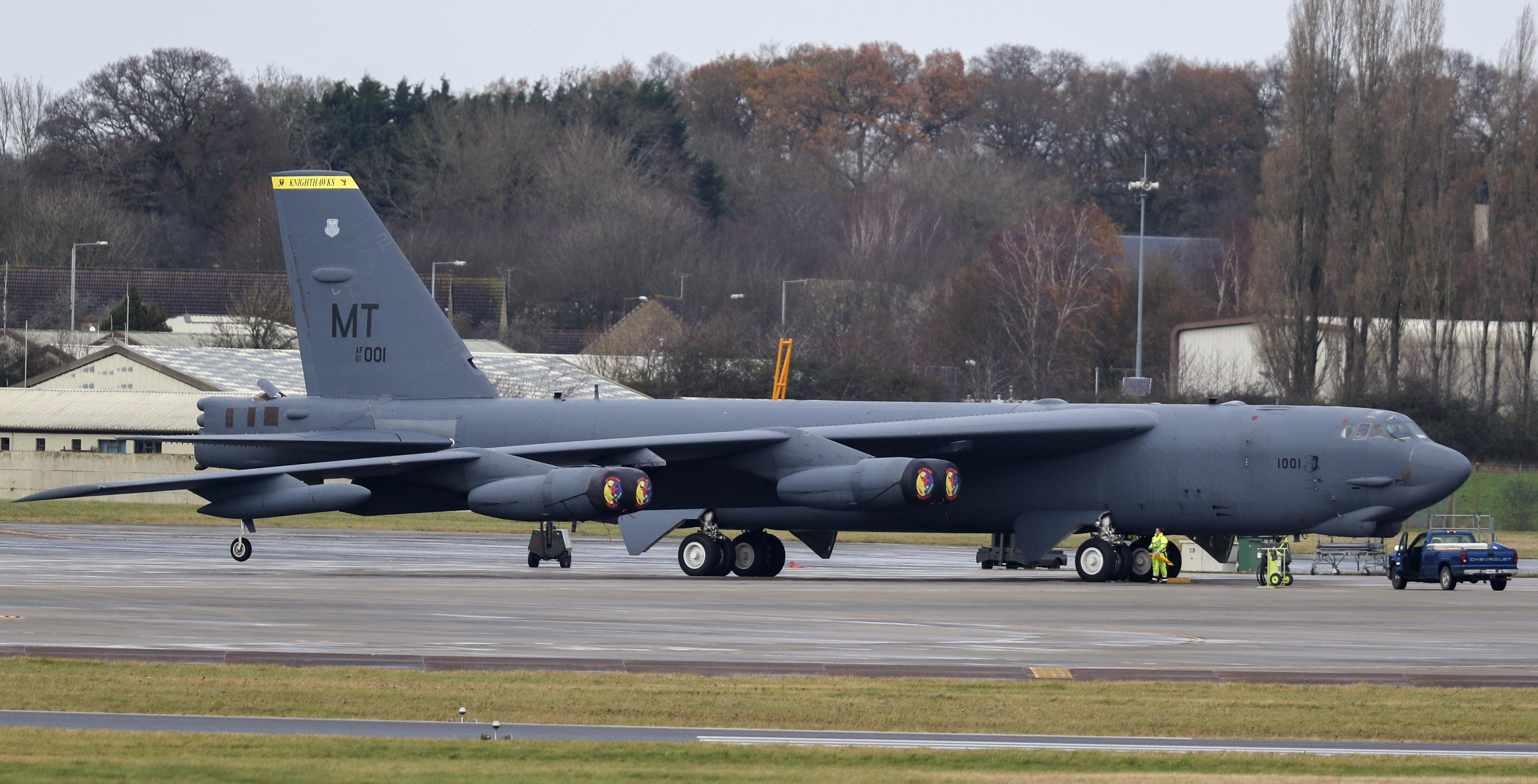 US Air Force To Assess What Caused B-52 Bomber Engine To Shut Down ...