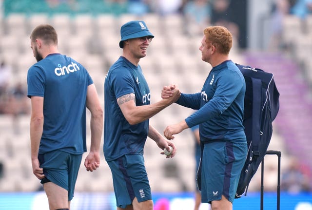 Several players have marvelled at being able to pick the brains of Flintoff, centre (John Walton/PA)