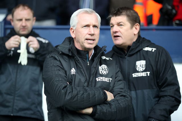 Carver assisted Alan Pardew at Newcastle and West Brom 