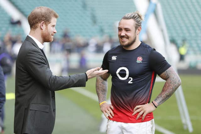 Prince Harry visits England rugby training session