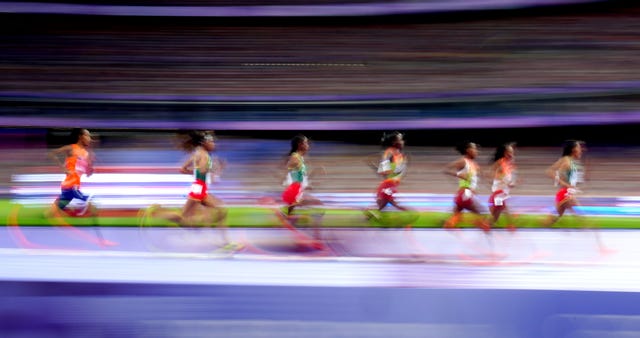 Athletes competing in the women’s 5000m final 