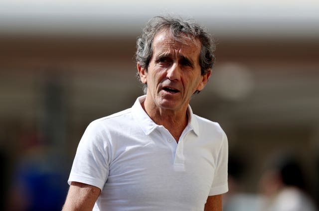 Four-time world champion Alain Prost believes Hamilton will reach at least eight titles