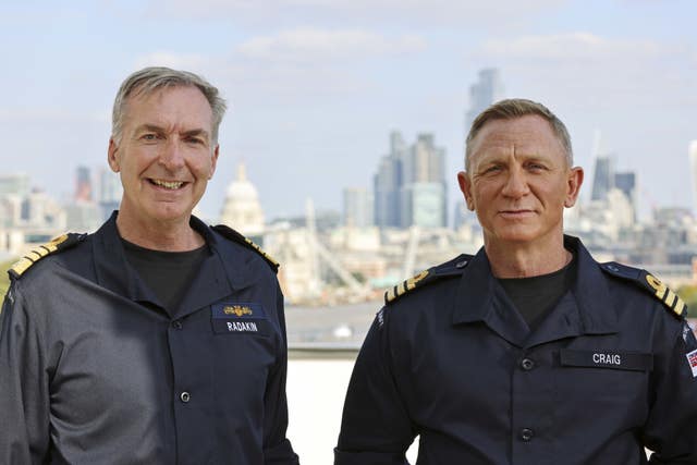 Royal Navy honours Daniel Craig