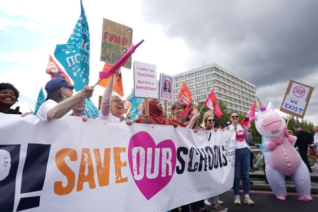 Striking teachers