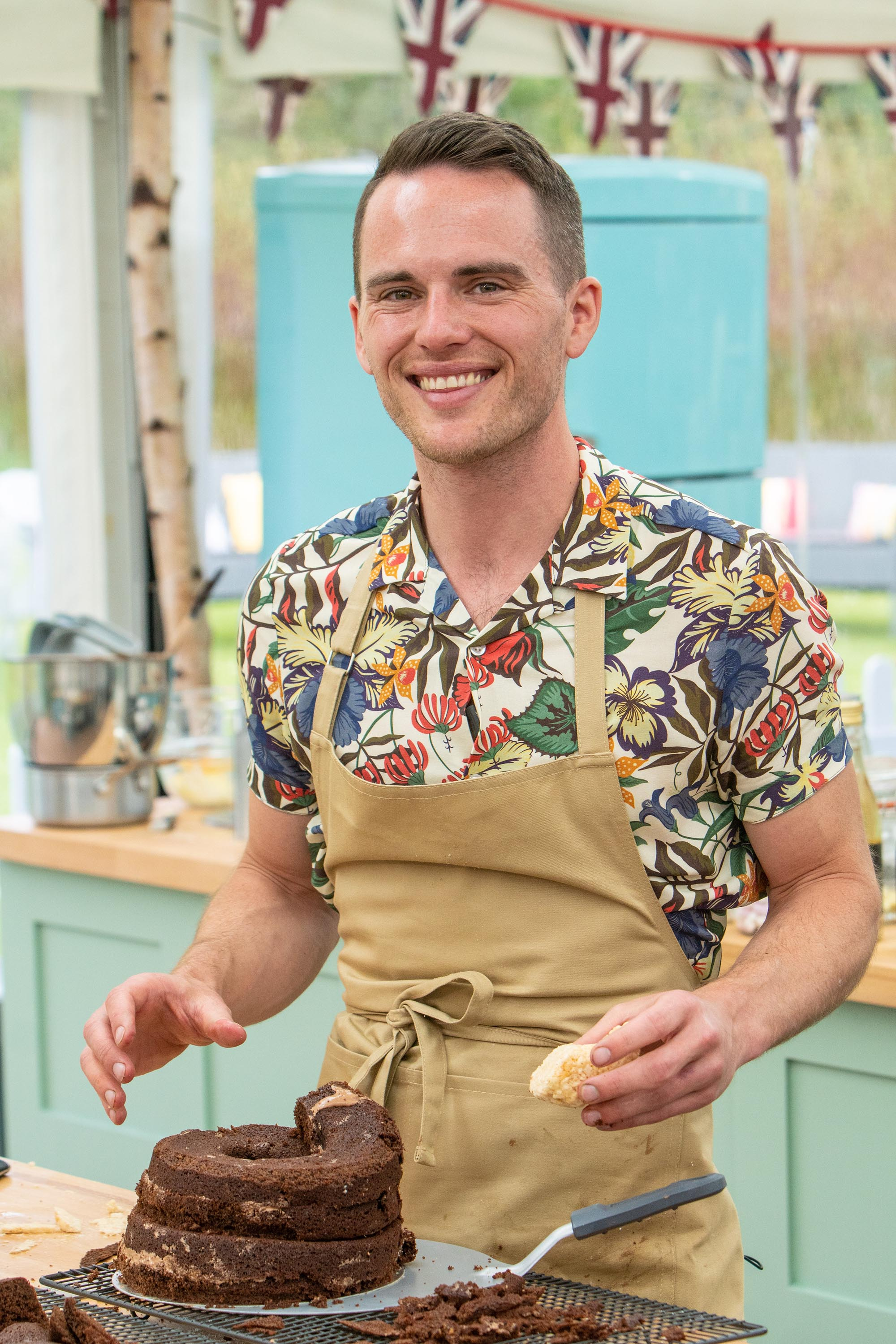 Winner Of The Great British Bake Off Crowned After Tearful Final | Isle ...