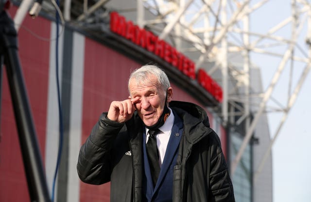 Former Manchester United player Pat Crerand was one of those outside Old Trafford to pay their respects