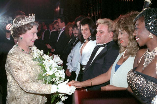 Entertainment – Freddie Starr meets the Queen – Royal Variety Performance – London Palladium