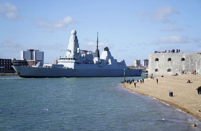 HMS Diamond sets sail from Portsmouth