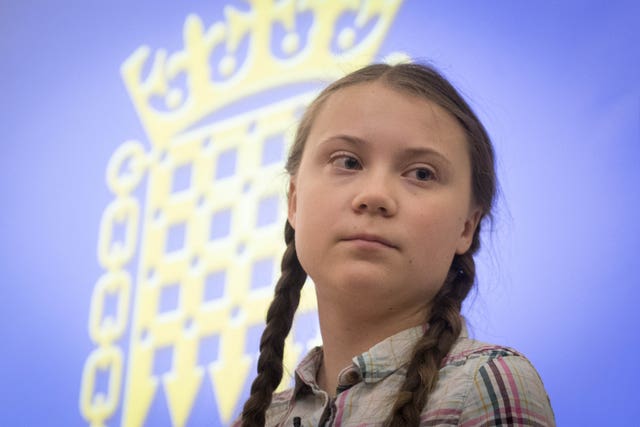 Greta Thunberg sails to the US