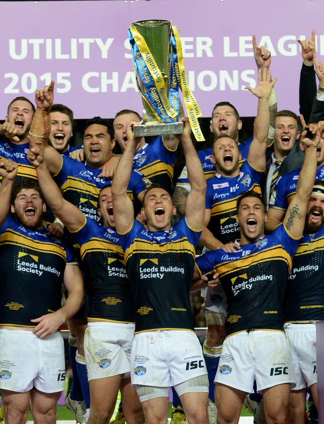 Sinfield celebrates winning a seventh Super League Grand Final with Leeds in 2015