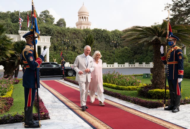 Charles and Camilla arriving to meet Egypt's president 
