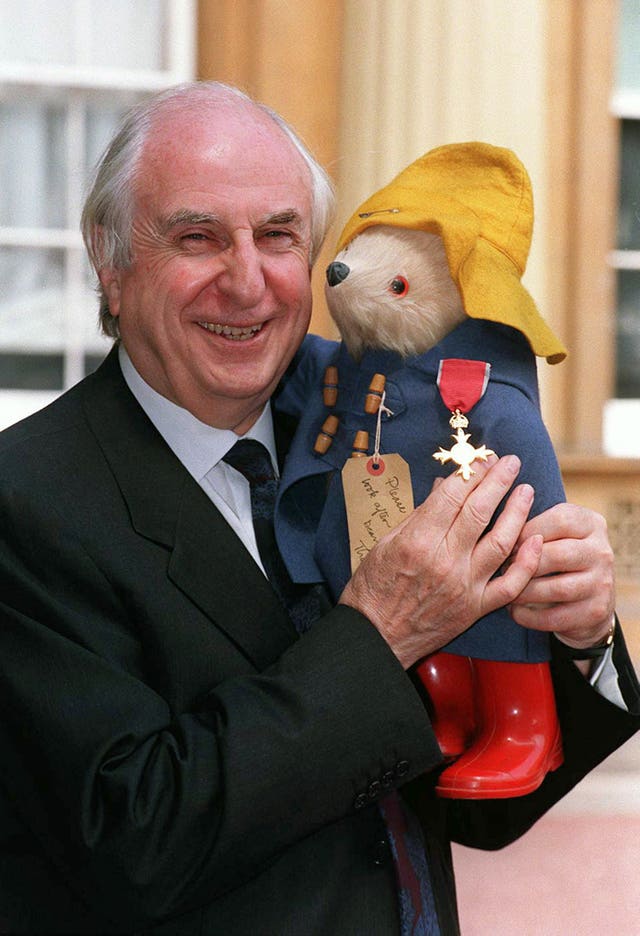 Michael Bond death