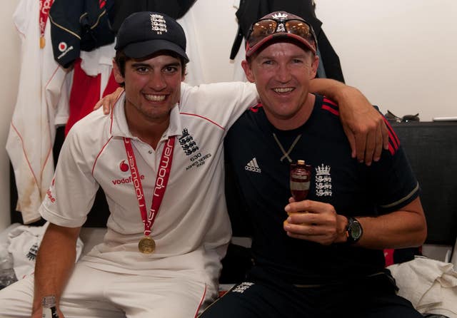 Alastair Cook and Andy Flower celebrate with the Ashes Urn in 2009.
