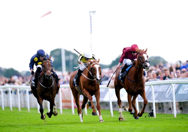 Sea Theme (left) in action at York
