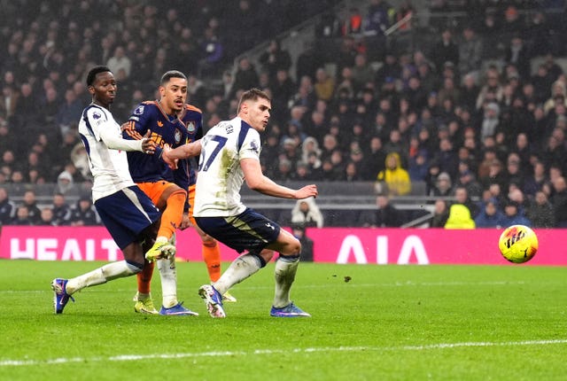 Jacob Ramsey, second right, scores Newcastle’s winner