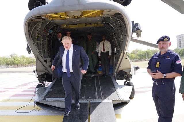 Boris Johnson leaves Chinook