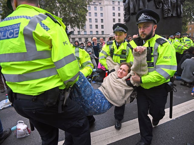 In Pictures: Extinction Rebellion protesters take to streets | BT