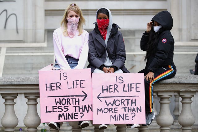 Protesters outside the Foreign and Commonwealth Office in Westminster (Aaron Chown/PA Wire)