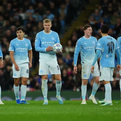 Manchester City slip to Paris St Germain in Etihad thriller