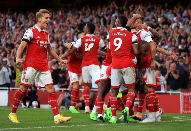 Arsenal celebrate Gabriel's winner