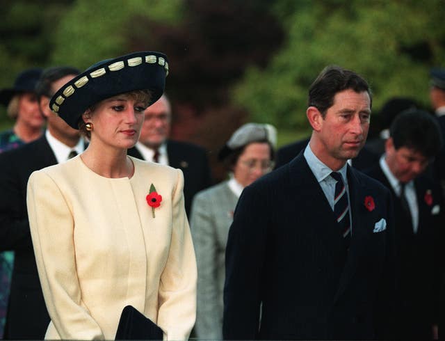 Charles & Diana unhappy in Seoul