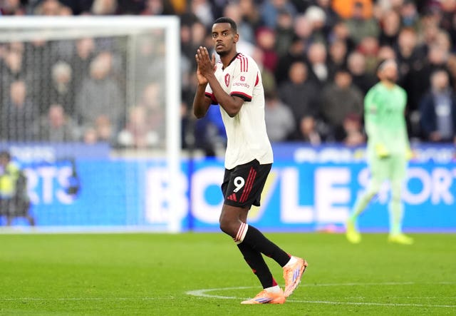 Liverpool’s Alexander Isak applauds