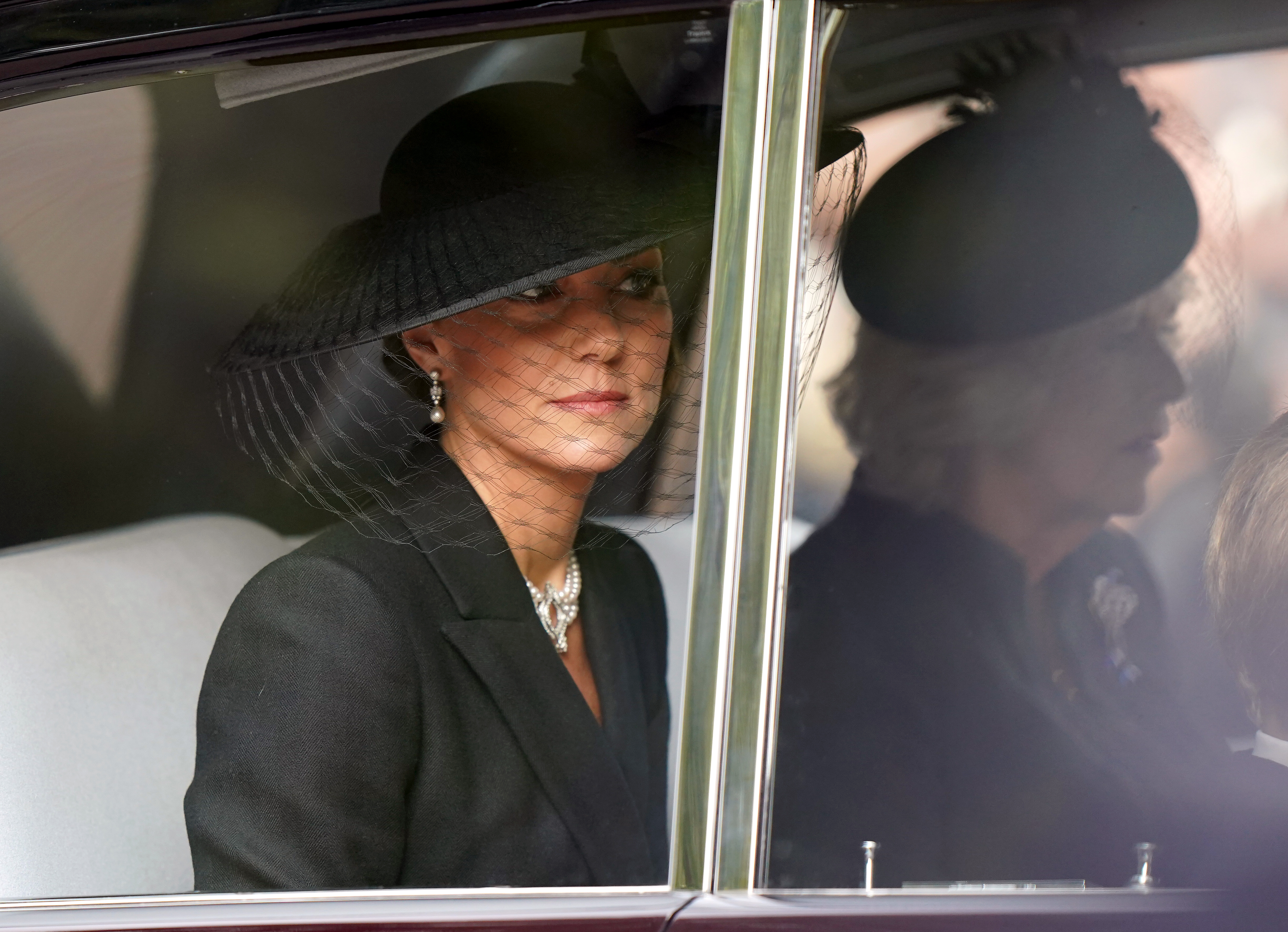 ladies funeral top hat