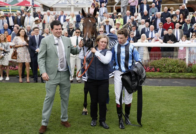 Henry Dwyer (left) with Asfoora after winning the Nunthorpe
