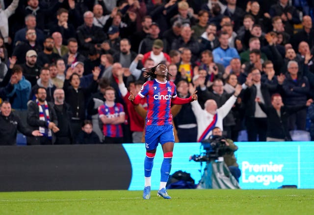 Eberechi Eze celebrates his goal