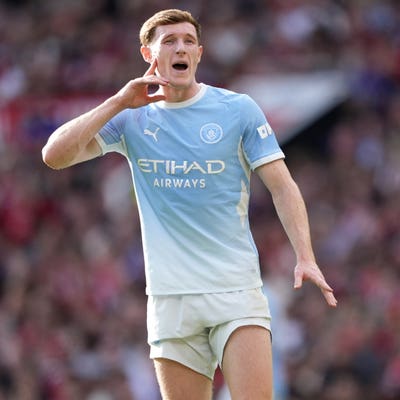 Man City ‘more together than ever’ after chants about charges – Elliot Anderson