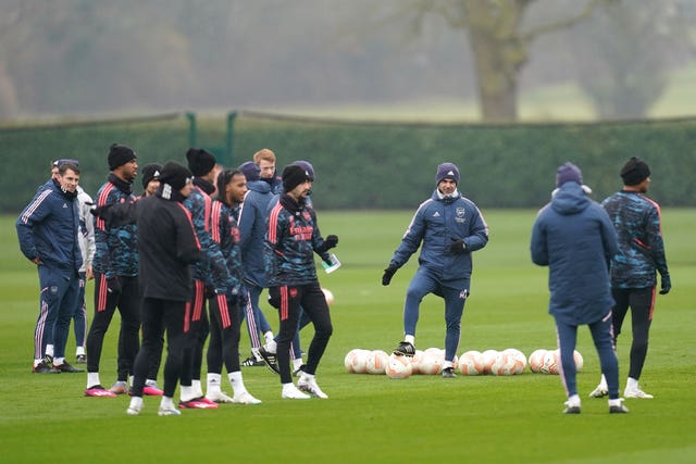 Arsenal trained before heading to Portugal