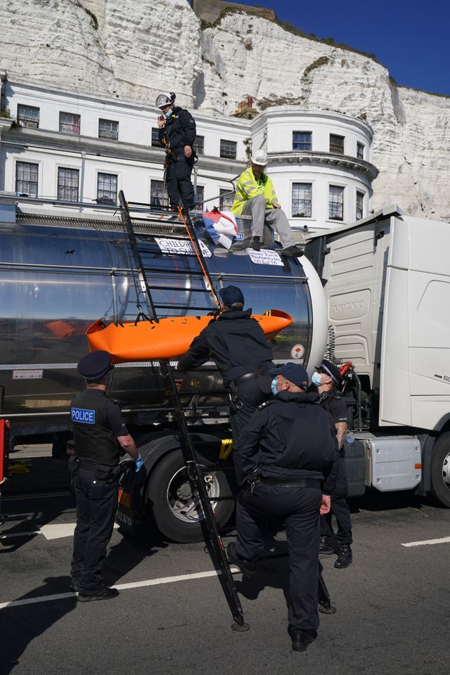 Insulate Britain protests