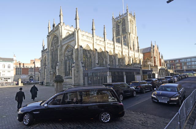 The coffin of Lord John Prescott arrives at Hull Minster