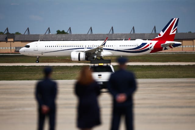 Charles and Camilla&rsquo;s plane at Joint Base Andrews