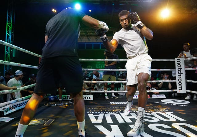 Anthony Joshua during a workout at the Club Saudi Arabian Airlines in Jeddah