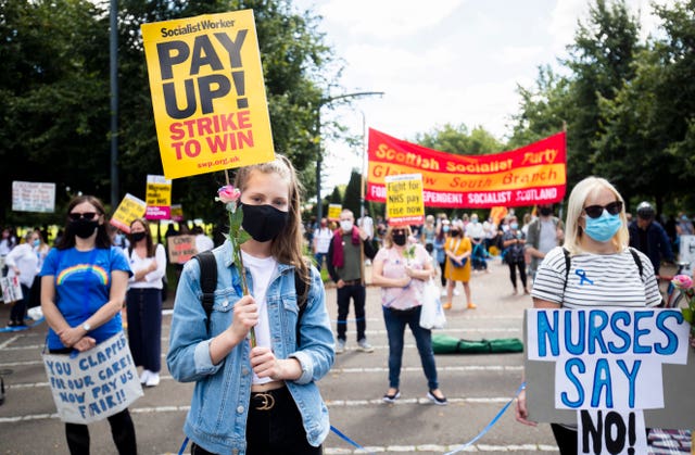 In Pictures Nhs Staff March To Demand Pay Rise