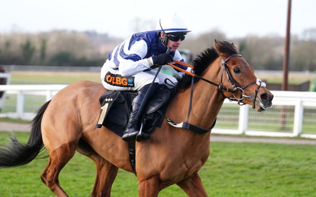 Givemefive was a clear-cut winner at Warwick 