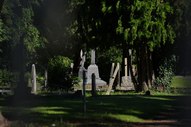 Lavender Hill Cemetery in Enfield