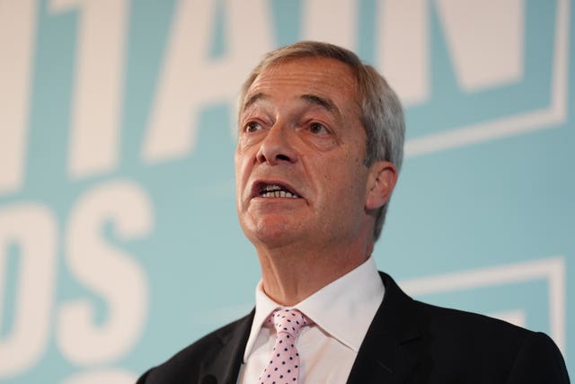 Headshot of Nigel Farage speaking