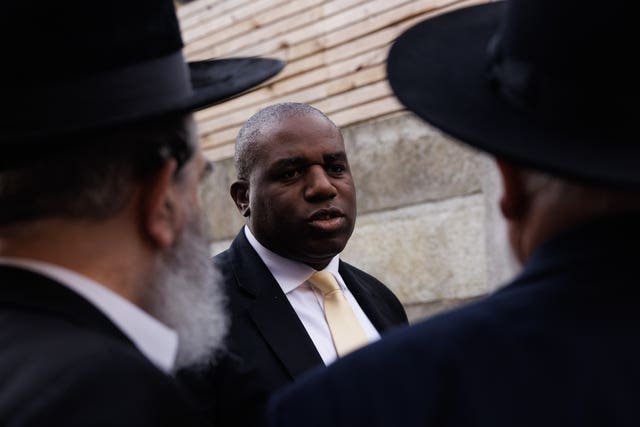 David Lammy with members of the Jewish community