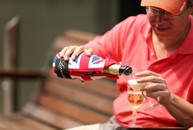 Champagne could be served in pint-sized bottles again as part of post-Brexit law changes, according to reports