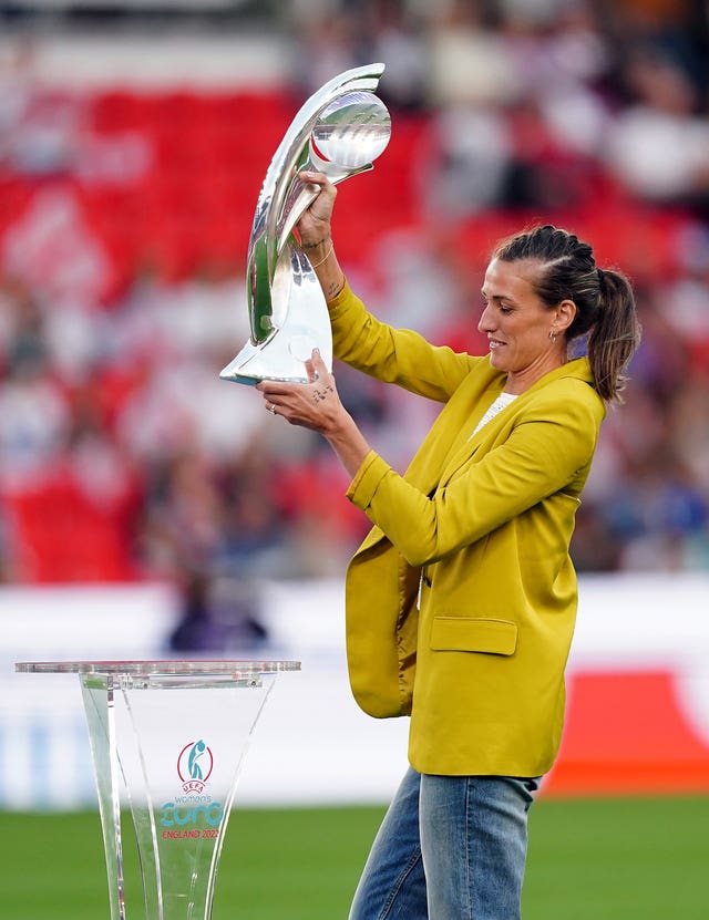 Jill Scott displays the Euro 2022 trophy before kick-off
